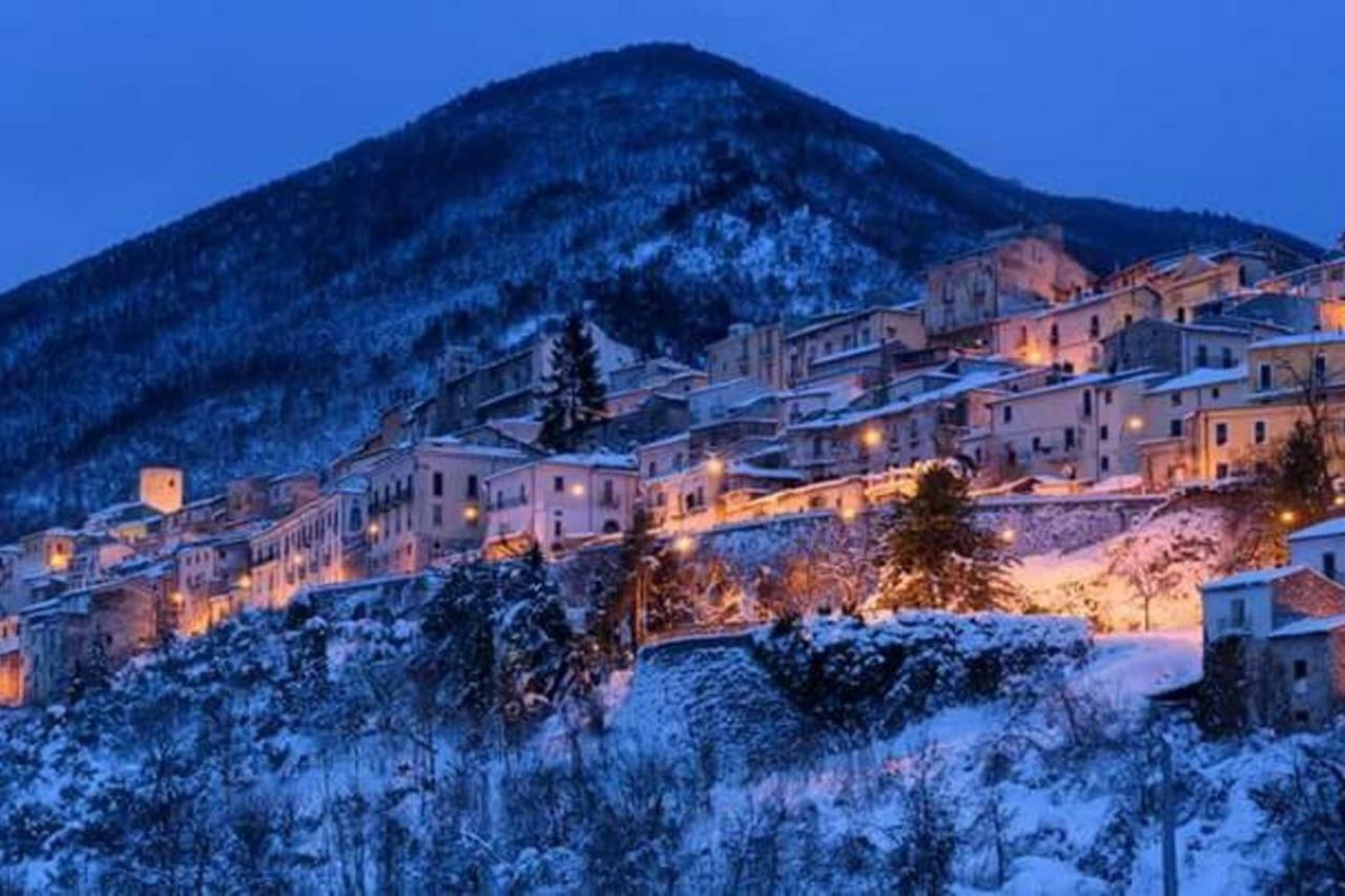 Casa Vacanze Sul Gizio Villa Pettorano sul Gizio Exterior foto